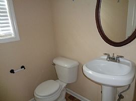 Single Family Home in Clarksville, TN (Photo 4 of 5)