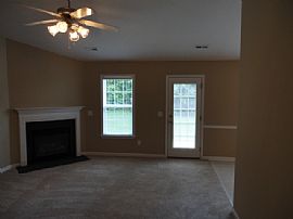 Single Family Home in Winston Salem, NC (Photo 2 of 6)