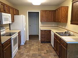 Single Family Home in Kernersville, NC (Photo 4 of 6)