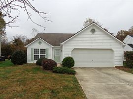 Beautiful 3 Bed, in Huntersville in Huntersville, NC