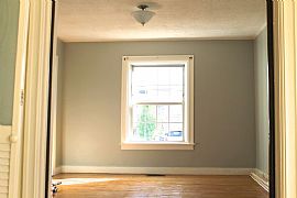 4 Br 3 Bath House Large Fenced in Backyard, Full-Basement in Portsmouth, NH (Photo 2 of 8)