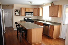 Newer Home Features 3 Bedrooms, 2.5 Baths in Nashua, NH (Photo 2 of 9)