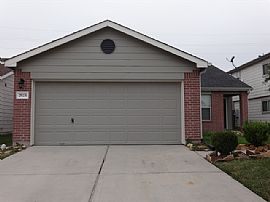 Single Family Home For Rent  in Spring, TX