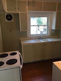 Charming 3 Bedroom Home.Refinished Hardwood Floors Throughout in Lansing, MI (Photo 4 of 8)