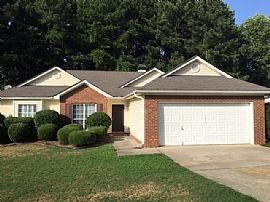 Single Family Home For Rent  in McDonough, GA