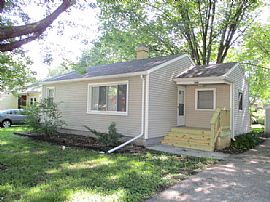 Beautifully Remodeled Home in a Nice Quiet Neighborhood!  in McHenry, IL
