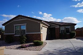 4 Bedroom, 2 Bathroom Home in The Fantastic Canyon Trails Commu in Goodyear, AZ