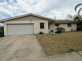 Single Family Home For Rent  in Titusville, FL