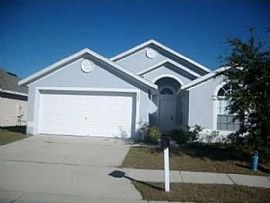 Single Family Home For Rent  in Davenport, FL