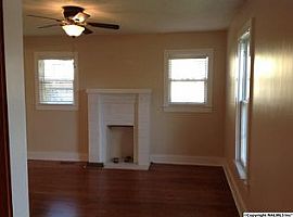 1013 Mccullough Ave Ne, Huntsville, Al 35801 in Huntsville, AL (Photo 10 of 12)