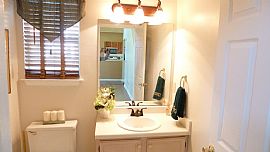 3586 Dyer Parke Ln Sw in Marietta, GA (Photo 3 of 12)