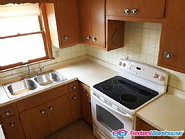 1432 S 85th St, West Allis, Wi 53214 in West Allis, WI (Photo 2 of 7)