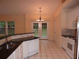 2480 Alston Dr Ne in Marietta, GA (Photo 4 of 12)