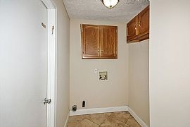 2034 S Cove Trl in Marietta, GA (Photo 3 of 12)