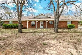 Wonder Full Home in Weatherford, TX