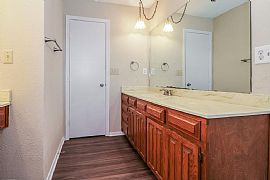 Wonder Full Home in Weatherford, TX (Photo 7 of 10)
