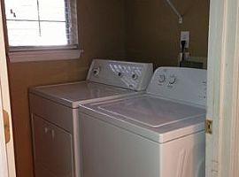 Home Is in Immaculate Condition in Charleston, SC (Photo 11 of 11)