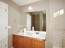 One Bedroom/1 Bath in San Francisco, CA (Photo 3 of 4)