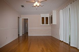 A Quiet Location Convenient Northeast Jackson Neighborhood in Jackson, MS (Photo 3 of 11)