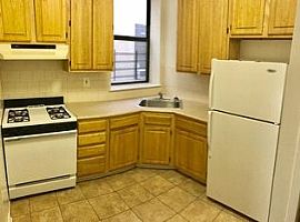 Great Opportunity to Own a Turn Key Two Bedrooms Hdfc Coop. Mov in Manhattan, NY (Photo 2 of 2)