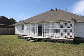  Open 3 Bedroom, 2 Bath Ranch-Style Home in Springdale. Great L in Springdale, AR (Photo 9 of 10)