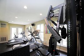 1 and 2 Bedroom Apartment Homes in Hattiesburg, MS (Photo 9 of 12)