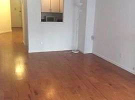 165 E 89th St in New York, NY (Photo 5 of 9)