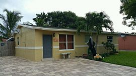 7961 Nw 30th St, Hollywood, Fl 33024 in Hollywood, FL