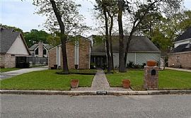 15206 Walters Rd in Houston, TX