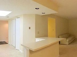 2211 Surrey Ct Se in Marietta, GA (Photo 12 of 12)