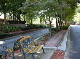 2211 Surrey Ct Se in Marietta, GA (Photo 5 of 12)