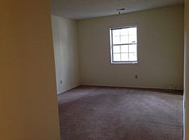 1620 Alexandria Ct Se in Marietta, GA (Photo 6 of 9)