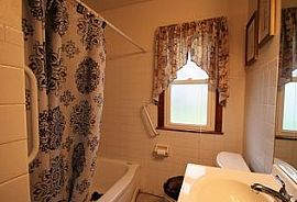 6362 N Joyce Ave, Milwaukee, Wi 53225 in Milwaukee, WI (Photo 8 of 9)