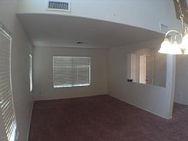 4 Bed, 2.5 Bath, 2675 Sqft, $900 in Avondale, AZ (Photo 2 of 12)