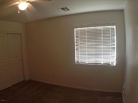 4 Bed, 2.5 Bath, 2675 Sqft, $900 in Avondale, AZ (Photo 9 of 12)