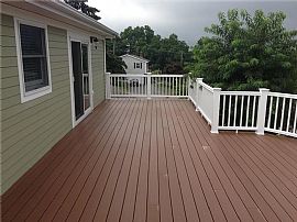 4 Bedrooms 3 Full Bathrooms in Middletown, RI (Photo 5 of 5)