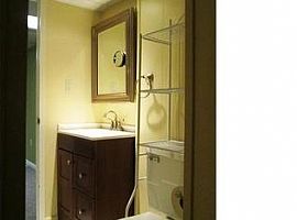 149 Jennifer Rd, Hamden, Ct 06514 in Hamden, CT (Photo 6 of 9)