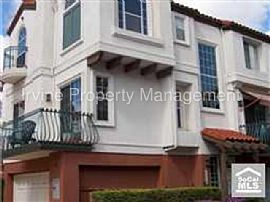 2 Beds 2.5 Bath Home in Tustin, CA