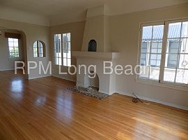 2 Beds 1 Bath Home in Long Beach, CA (Photo 2 of 2)
