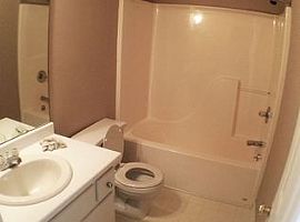 212 Oak Valley Dr, Simpsonville, Sc 29681 3 Beds 2 Baths 1,250  in Simpsonville, SC (Photo 4 of 10)