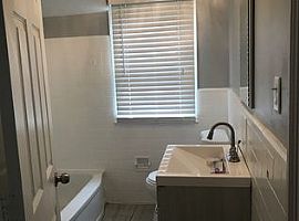 4595 Guilford St, Detroit, Mi 48224 2 Beds 1 Bath 1,044 Sqft in Grosse Pointe Park, MI (Photo 3 of 9)