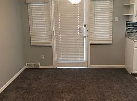 4595 Guilford St, Detroit, Mi 48224 2 Beds 1 Bath 1,044 Sqft in Grosse Pointe Park, MI (Photo 6 of 9)