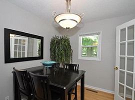  7639 N Seneca Rd, Fox Point, Wi 53217 3 Beds 2 Baths 1,934 Sqf in Fox Point, WI (Photo 5 of 6)