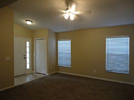 Single Family Home in Riverview, FL (Photo 2 of 5)