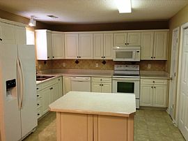 Single Family Home in Simpsonville, SC (Photo 3 of 5)