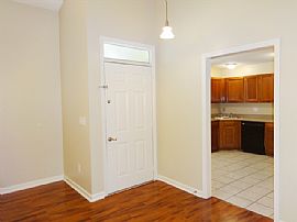 Single Family Home in Summerville, SC (Photo 2 of 6)