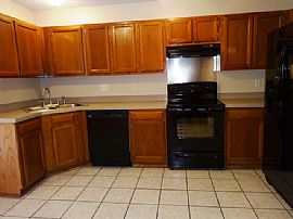 Single Family Home in Summerville, SC (Photo 3 of 6)