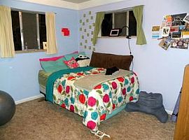  1305 Lynnwood Dr, Fort Collins, Co 80521 3 Beds 1 Bath 1,008 S in Fort Collins, CO (Photo 4 of 5)