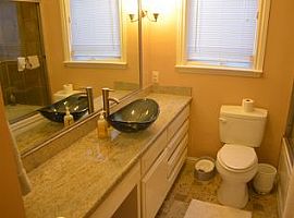  239 Oakhurst Pl, Menlo Park, Ca 94025 3 Beds 1 Bath 1,200 Sqft in Menlo Park, CA (Photo 8 of 9)