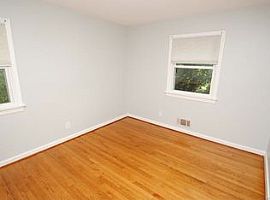  7515 Piney Branch Rd, Richmond, Va 23225 4 Beds 2 Baths 1,568  in Richmond, VA (Photo 5 of 7)